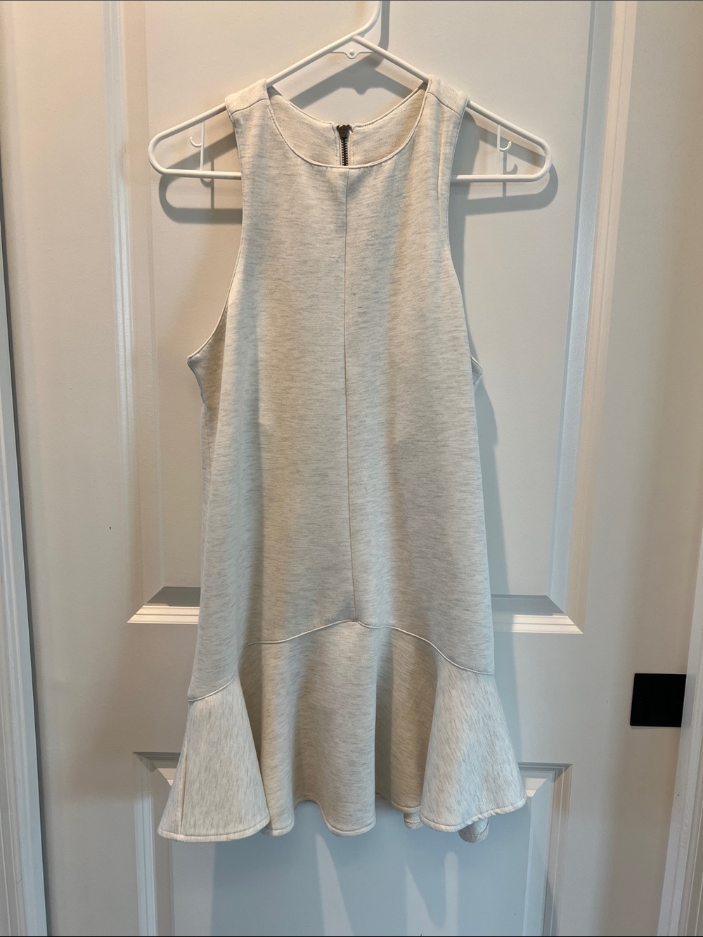 Anthropology Sleeveless Cream Ruffle-Hem Women's Dress. Size XS.